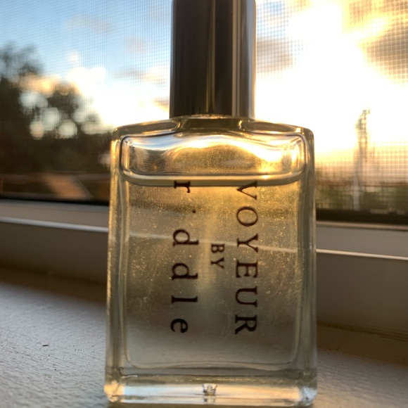 XL Voyeur Riddle fragrance oil - Picture 2 of 2